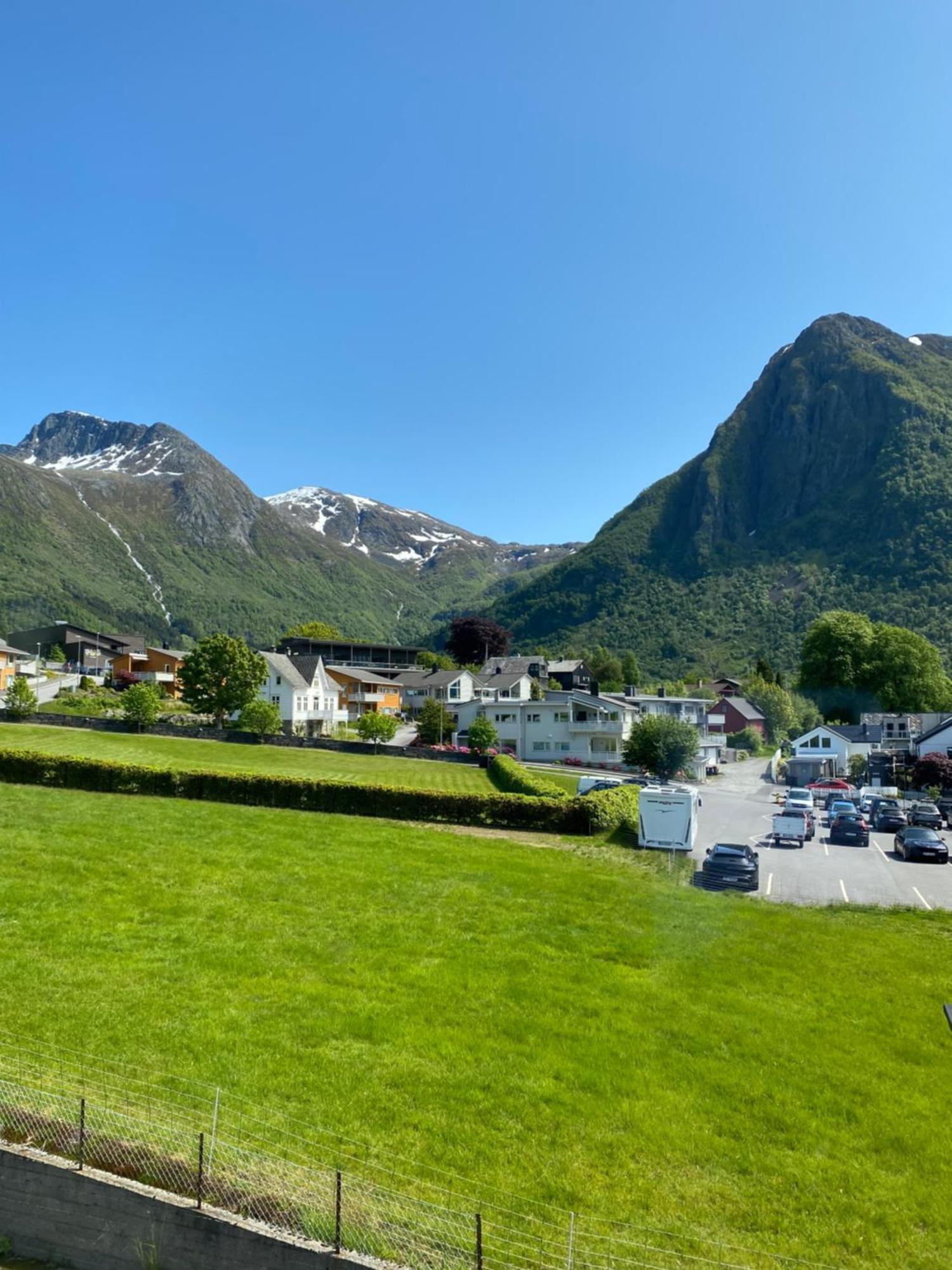 Gjoa Motell Rosendal Exterior foto