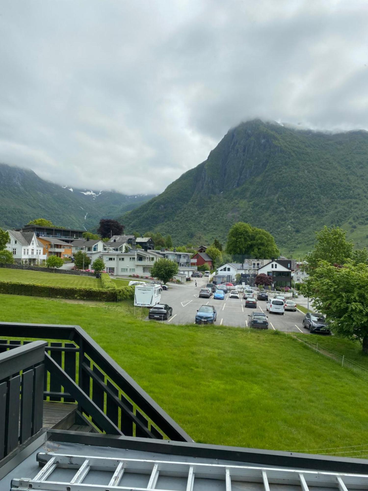 Gjoa Motell Rosendal Exterior foto
